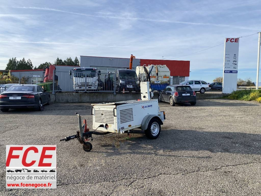 X CALIBRE T4P 1er Main endommagée - Машина за бушење: слика 1 X CALIBRE T4P 1er Main endommagée - Машина за бушење: слика 1