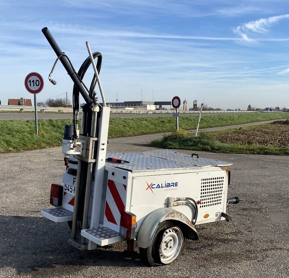 X CALIBRE T4P 1er Main endommagée - Машина за бушење: слика 4 X CALIBRE T4P 1er Main endommagée - Машина за бушење: слика 4