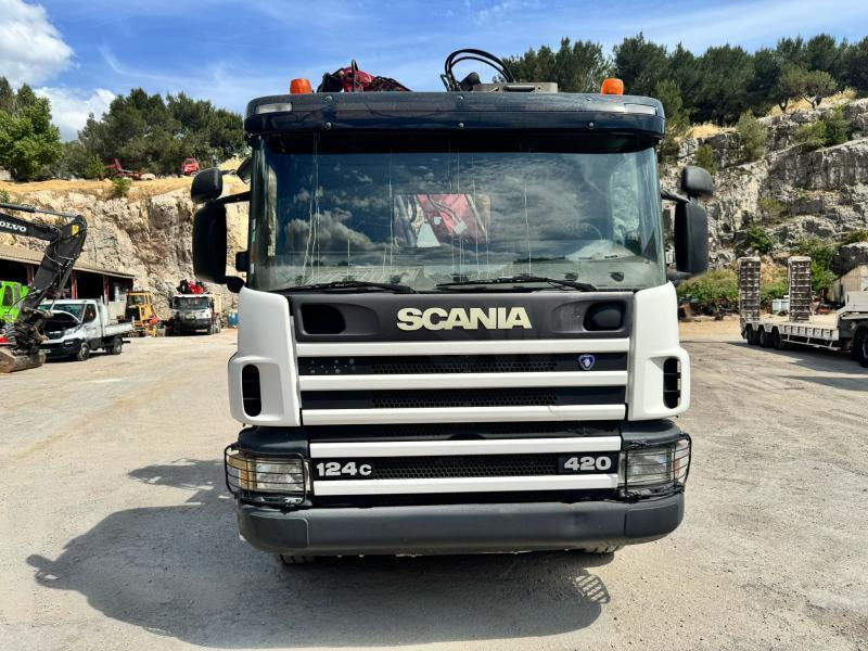Scania C 124 420 - Камион со кука за подигање: слика 2 Scania C 124 420 - Камион со кука за подигање: слика 2