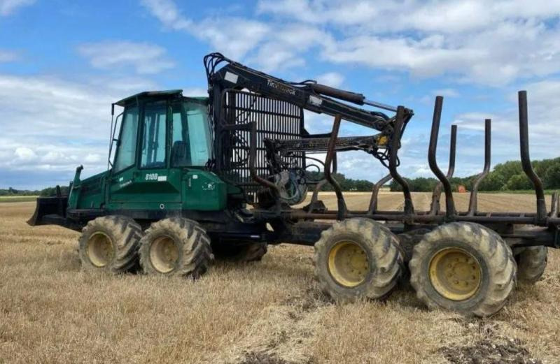 Timberjack 810B PORTEUR GRUE FORESTIER - Пренесувач на стебла: слика 4 Timberjack 810B PORTEUR GRUE FORESTIER - Пренесувач на стебла: слика 4