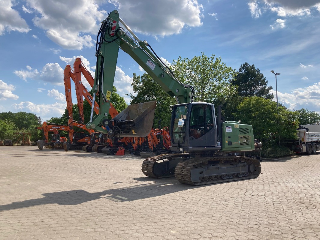 Atlas 225LC-BLUE - Багер гасеничар: слика 1 Atlas 225LC-BLUE - Багер гасеничар: слика 1