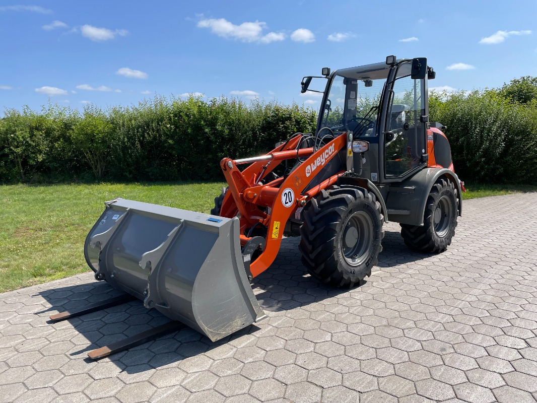 Atlas AR400 - Натоварувач на тркала: слика 1 Atlas AR400 - Натоварувач на тркала: слика 1