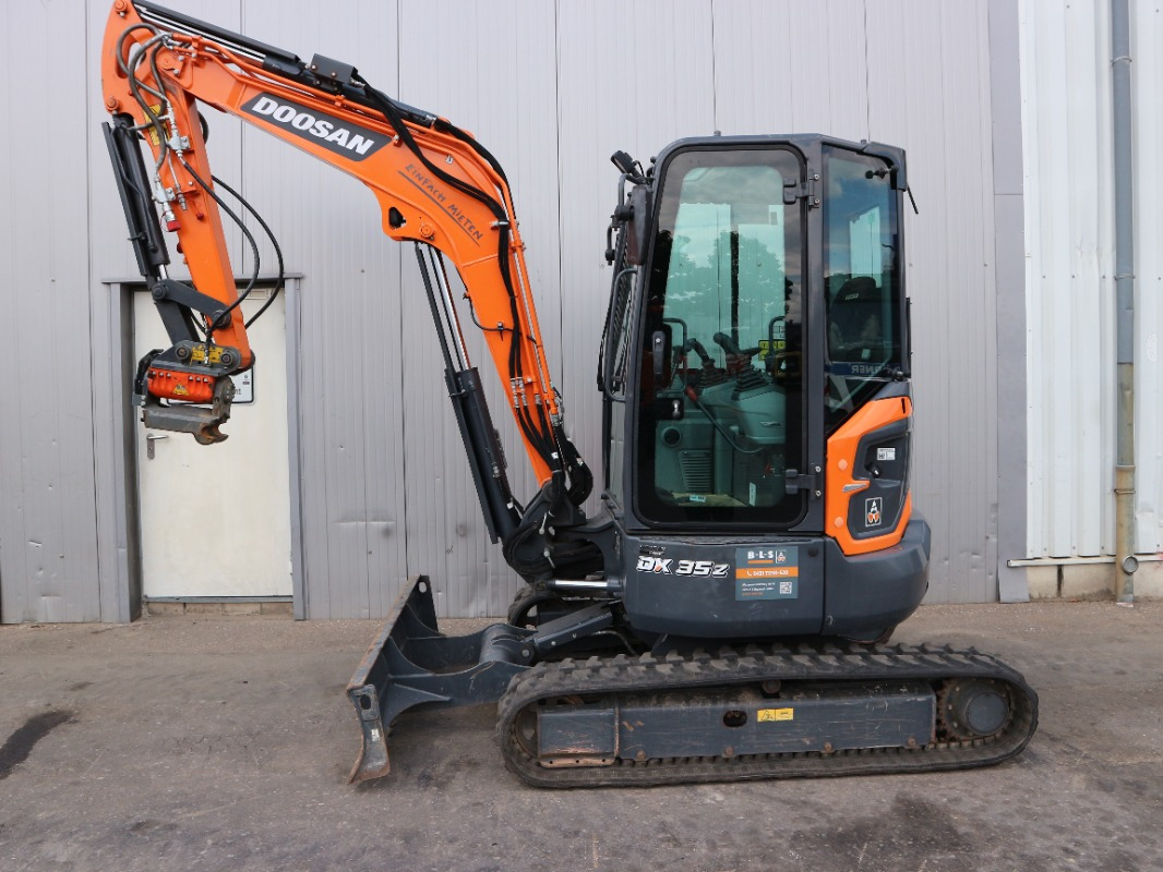 Doosan DX35Z-7 - Мини багер: слика 2 Doosan DX35Z-7 - Мини багер: слика 2