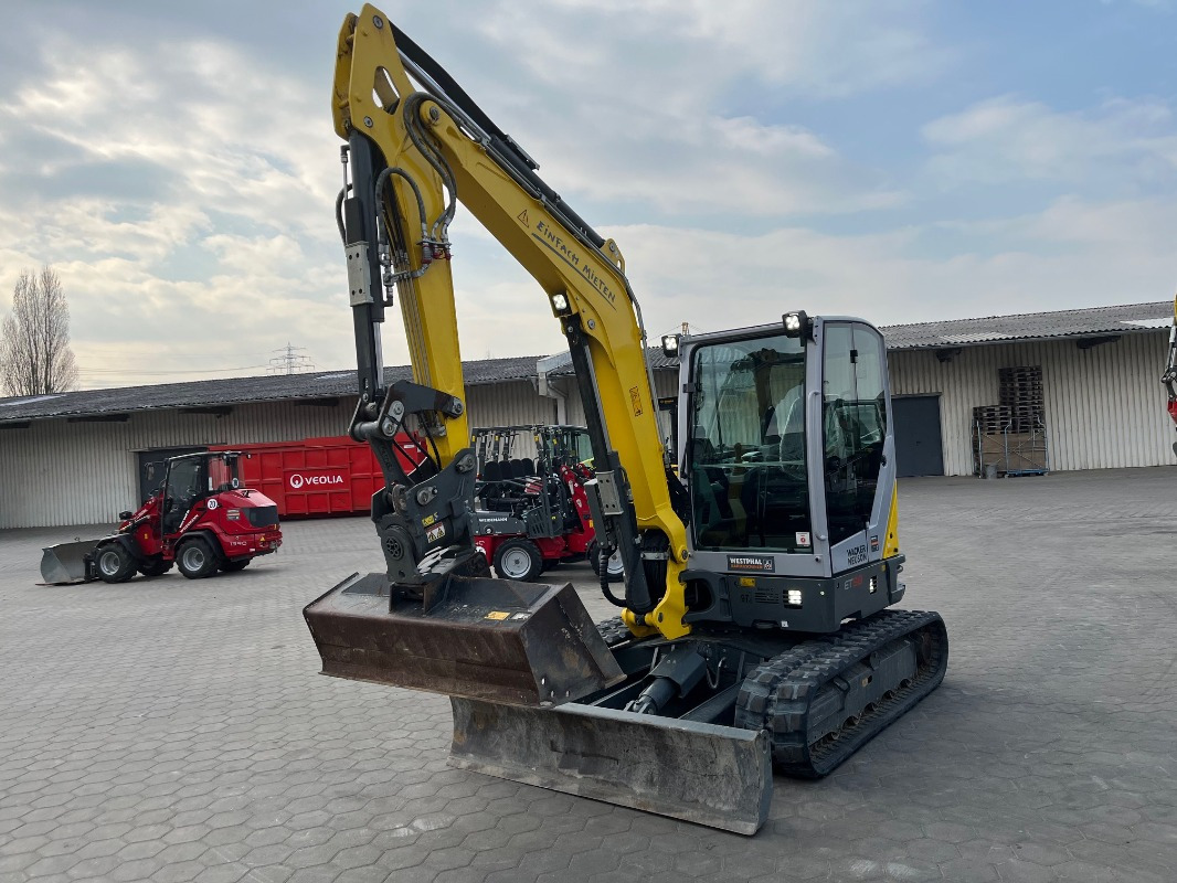 Neuson ET58 - Мини багер: слика 1 Neuson ET58 - Мини багер: слика 1