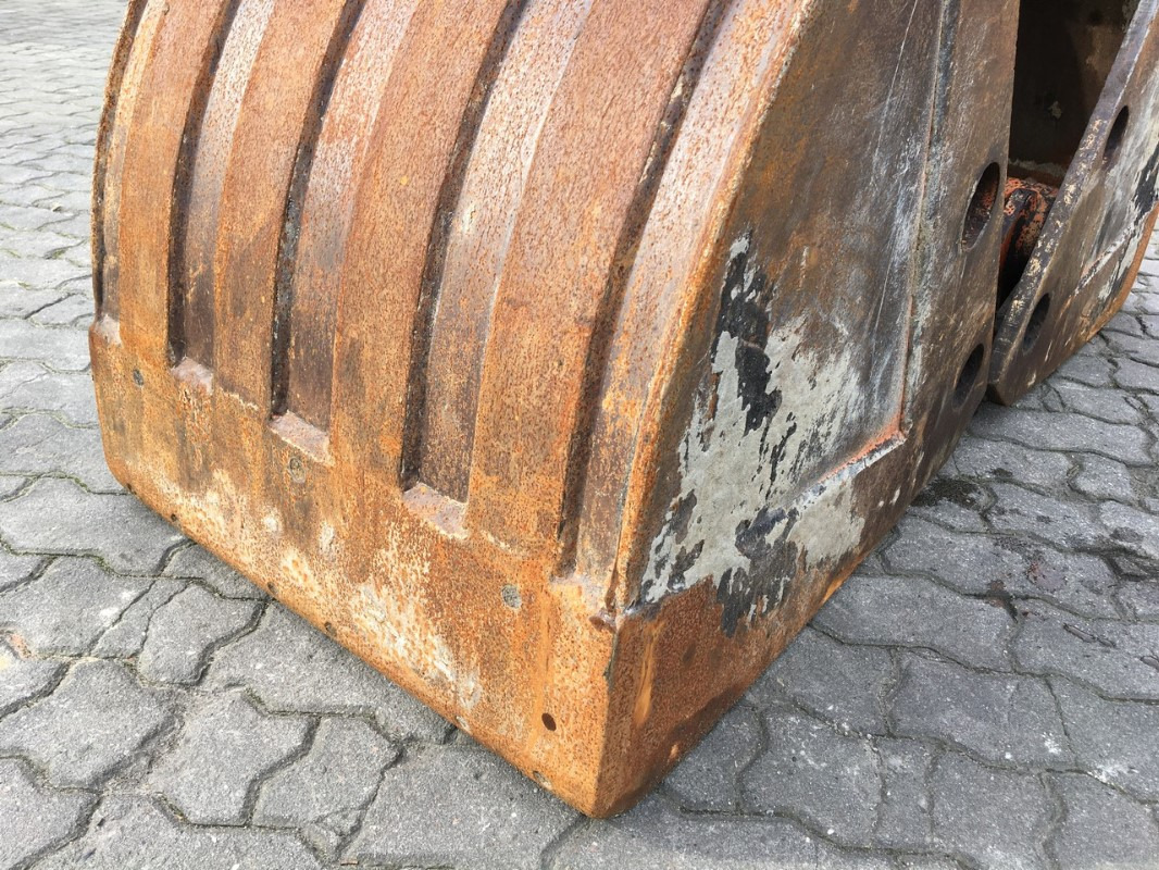 ZWEISCHALENGREIFER 650 MM - Кофа со штипка: слика 3 ZWEISCHALENGREIFER 650 MM - Кофа со штипка: слика 3