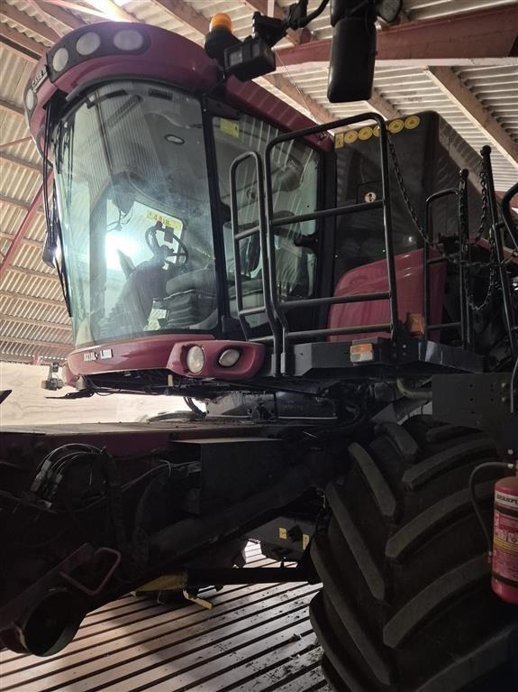 Case IH Axial-Flow 8010 MacDon skærebord - Комбајн: слика 3 Case IH Axial-Flow 8010 MacDon skærebord - Комбајн: слика 3
