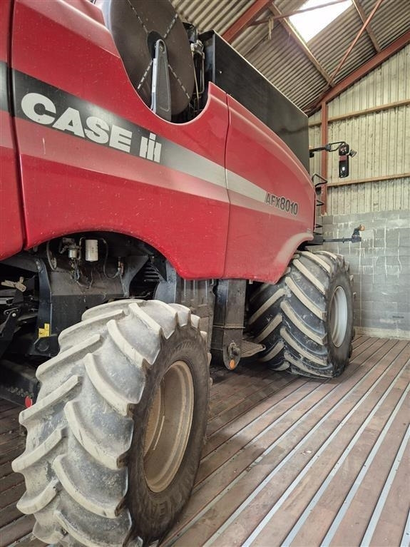 Case IH Axial-Flow 8010 MacDon skærebord - Комбајн: слика 2 Case IH Axial-Flow 8010 MacDon skærebord - Комбајн: слика 2