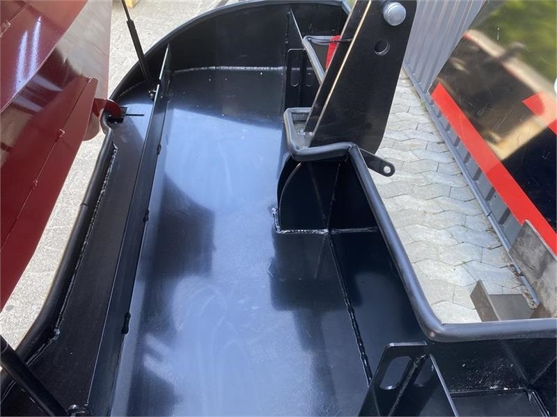 Case IH Frontvægtklods 1500 kg - Противтежа: слика 2 Case IH Frontvægtklods 1500 kg - Противтежа: слика 2