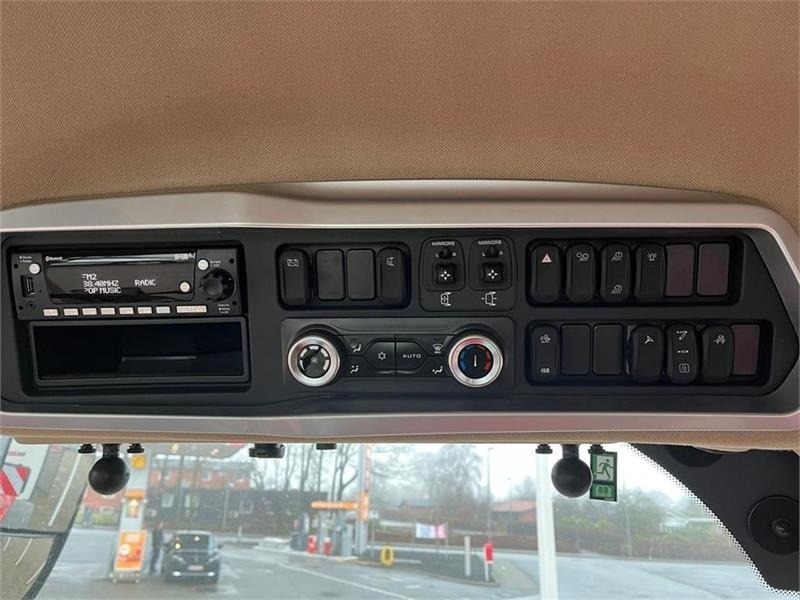 Трактор Case IH OPTUM 340 CVX. AFS CONNECT: слика 16