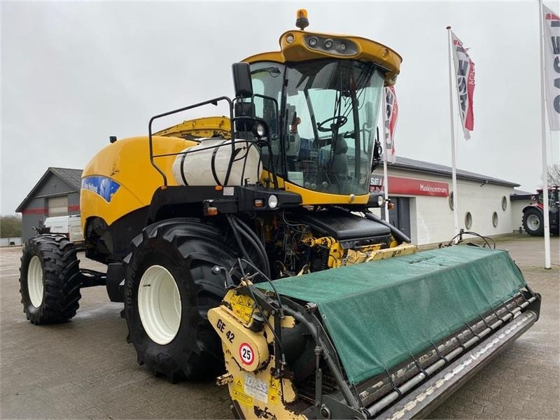 New Holland FR9080 med pick-up - Комбајн за сточна храна: слика 3 New Holland FR9080 med pick-up - Комбајн за сточна храна: слика 3