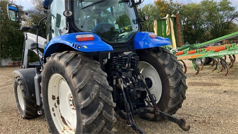 New Holland T6030 - Трактор: слика 3 New Holland T6030 - Трактор: слика 3