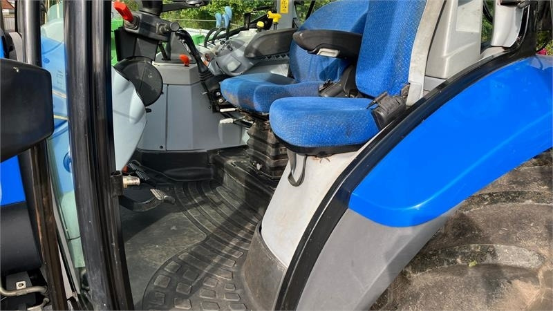 New Holland T6030 - Трактор: слика 5 New Holland T6030 - Трактор: слика 5