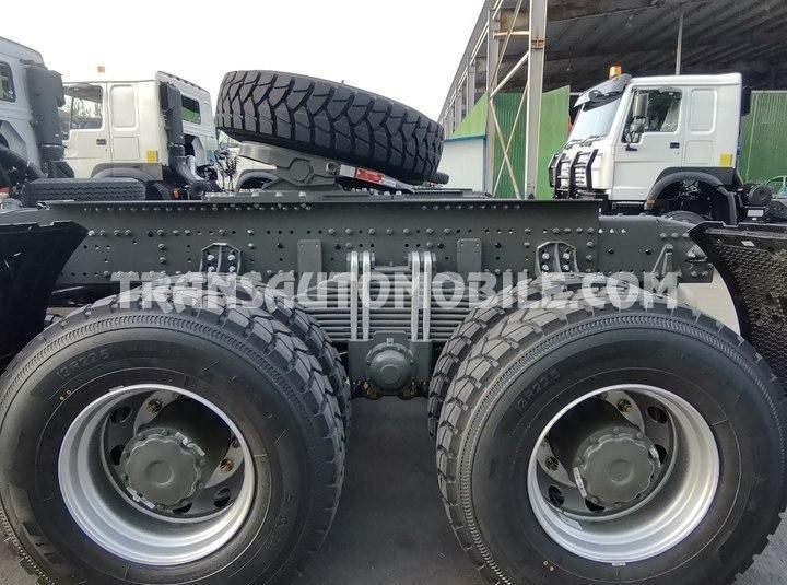 Sinotruk HOWO 6X6 ALL-WHEEL DRIVE - Камион влекач: слика 5 Sinotruk HOWO 6X6 ALL-WHEEL DRIVE - Камион влекач: слика 5