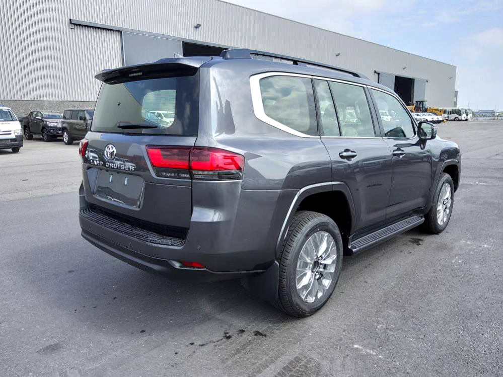 Toyota Land Cruiser 300 V6 VXR ZX 7 SEATERS / PLACES 3.5L Petrol Automatic AEOB - SUV: слика 5 Toyota Land Cruiser 300 V6 VXR ZX 7 SEATERS / PLACES 3.5L Petrol Automatic AEOB - SUV: слика 5
