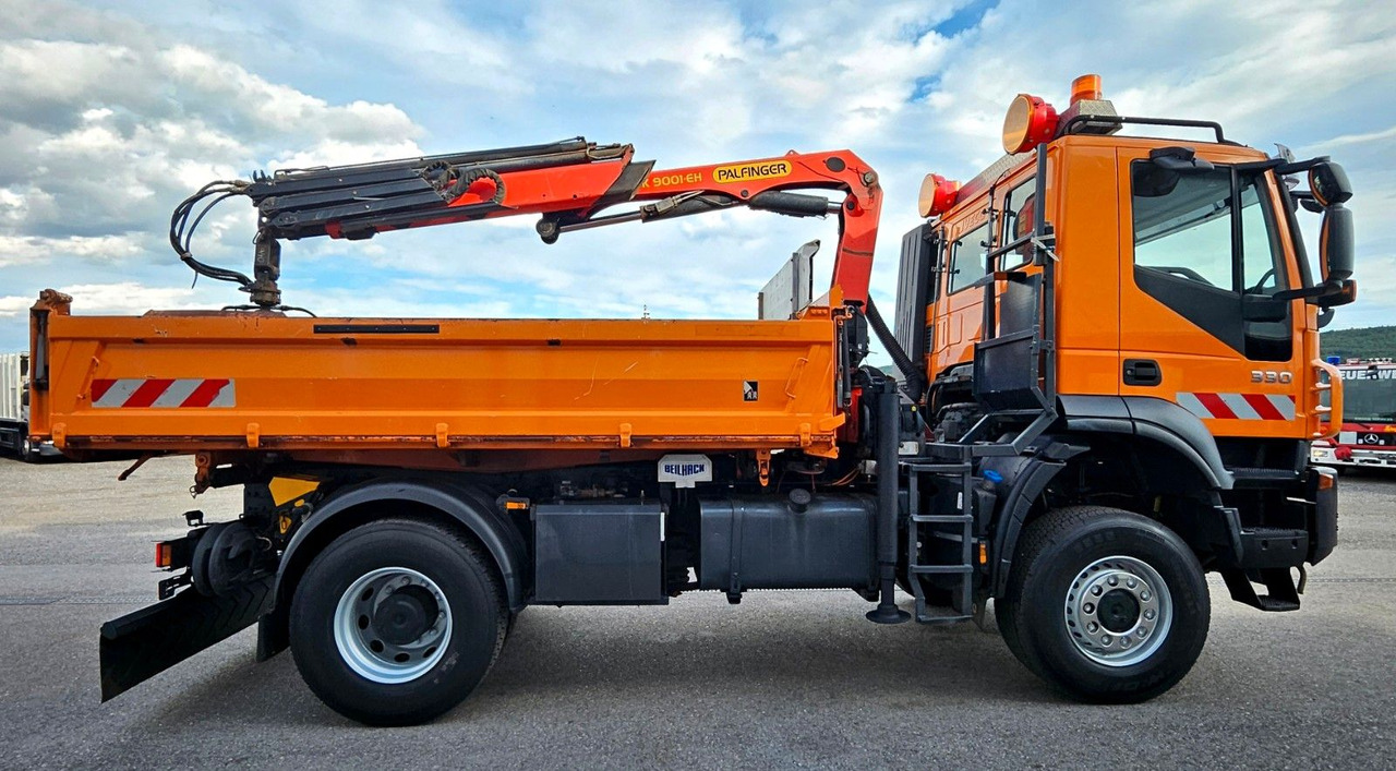 Iveco Trakker 190T33 4x4 Euro5 Kran Palfinger Funk - Кипер, Камион со кран: слика 2 Iveco Trakker 190T33 4x4 Euro5 Kran Palfinger Funk - Кипер, Камион со кран: слика 2