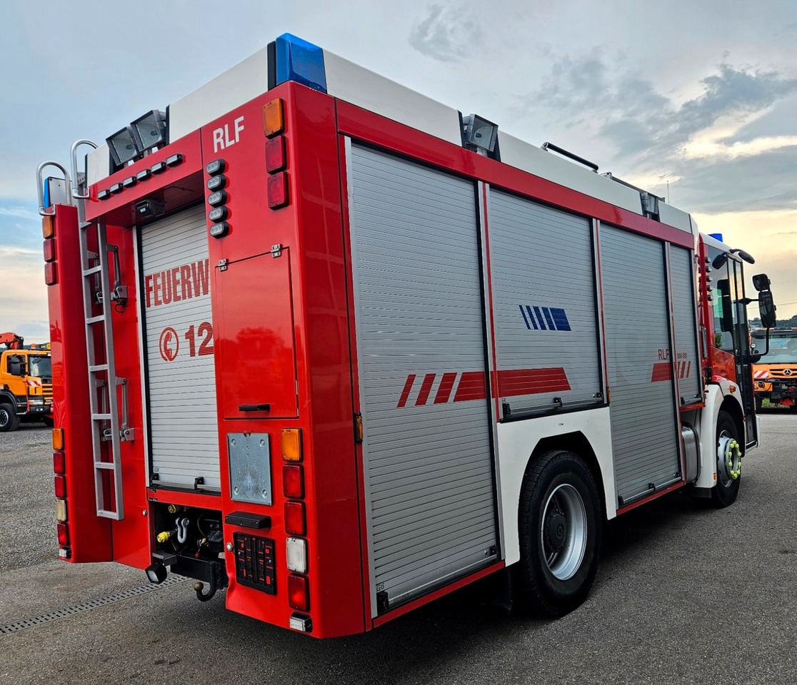 Mercedes-Benz 1829 Feuerwehr Ziegler RLF 2000/300 TLF Winde - Камион: слика 4 Mercedes-Benz 1829 Feuerwehr Ziegler RLF 2000/300 TLF Winde - Камион: слика 4