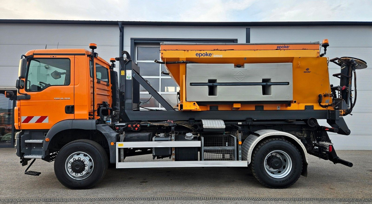 MAN TGM 18.250 4x4 BB EEV Winterdienst - Камион со кука за подигање, Камион со кран: слика 2 MAN TGM 18.250 4x4 BB EEV Winterdienst - Камион со кука за подигање, Камион со кран: слика 2