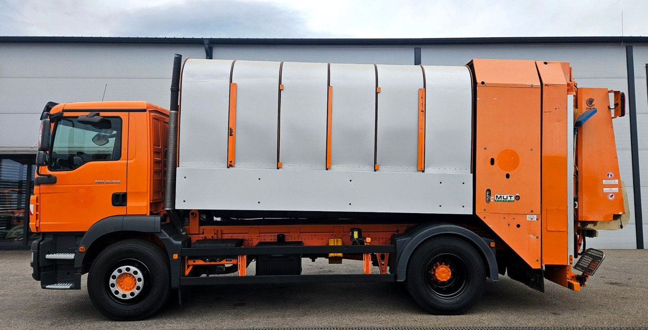 MAN TGM 18.250 Rotopress MUT FAUN 4x2 Euro5 - Камион за ѓубре: слика 2 MAN TGM 18.250 Rotopress MUT FAUN 4x2 Euro5 - Камион за ѓубре: слика 2