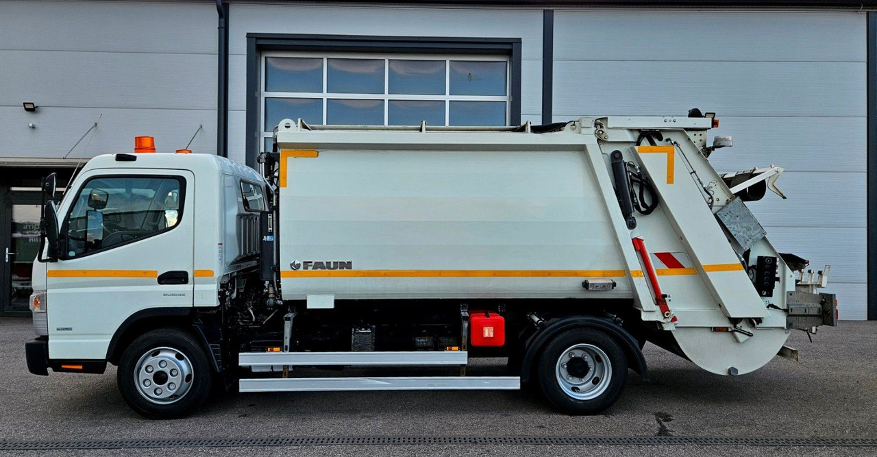 Mitsubishi Fuso Canter 7S18 FAUN Variopress Euro6 - Камион за ѓубре: слика 2 Mitsubishi Fuso Canter 7S18 FAUN Variopress Euro6 - Камион за ѓубре: слика 2