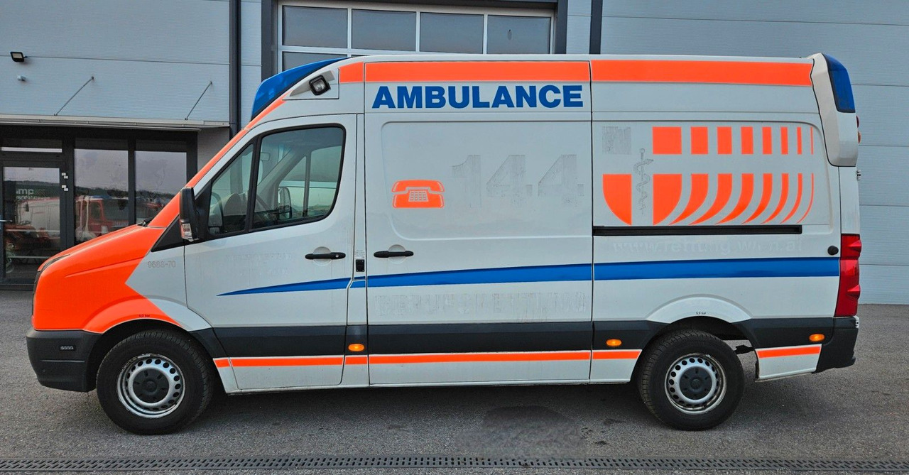 Volkswagen CRAFTER TDI Ambulance RTW L2H2 DLOUHY - Амбулантно возило: слика 2 Volkswagen CRAFTER TDI Ambulance RTW L2H2 DLOUHY - Амбулантно возило: слика 2