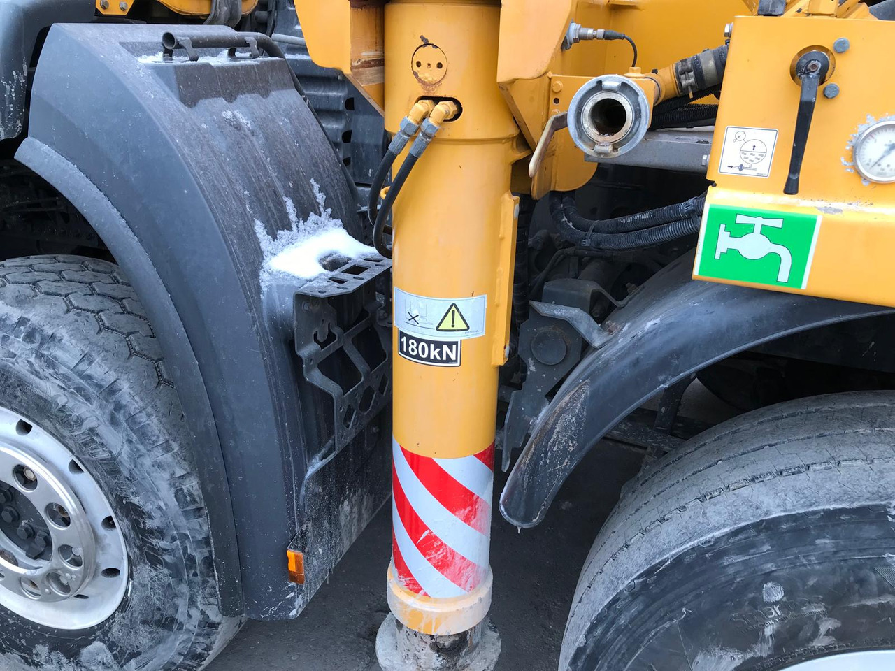 SCHWING STETTER FBP 27 - Миксер пумпа: слика 4 SCHWING STETTER FBP 27 - Миксер пумпа: слика 4