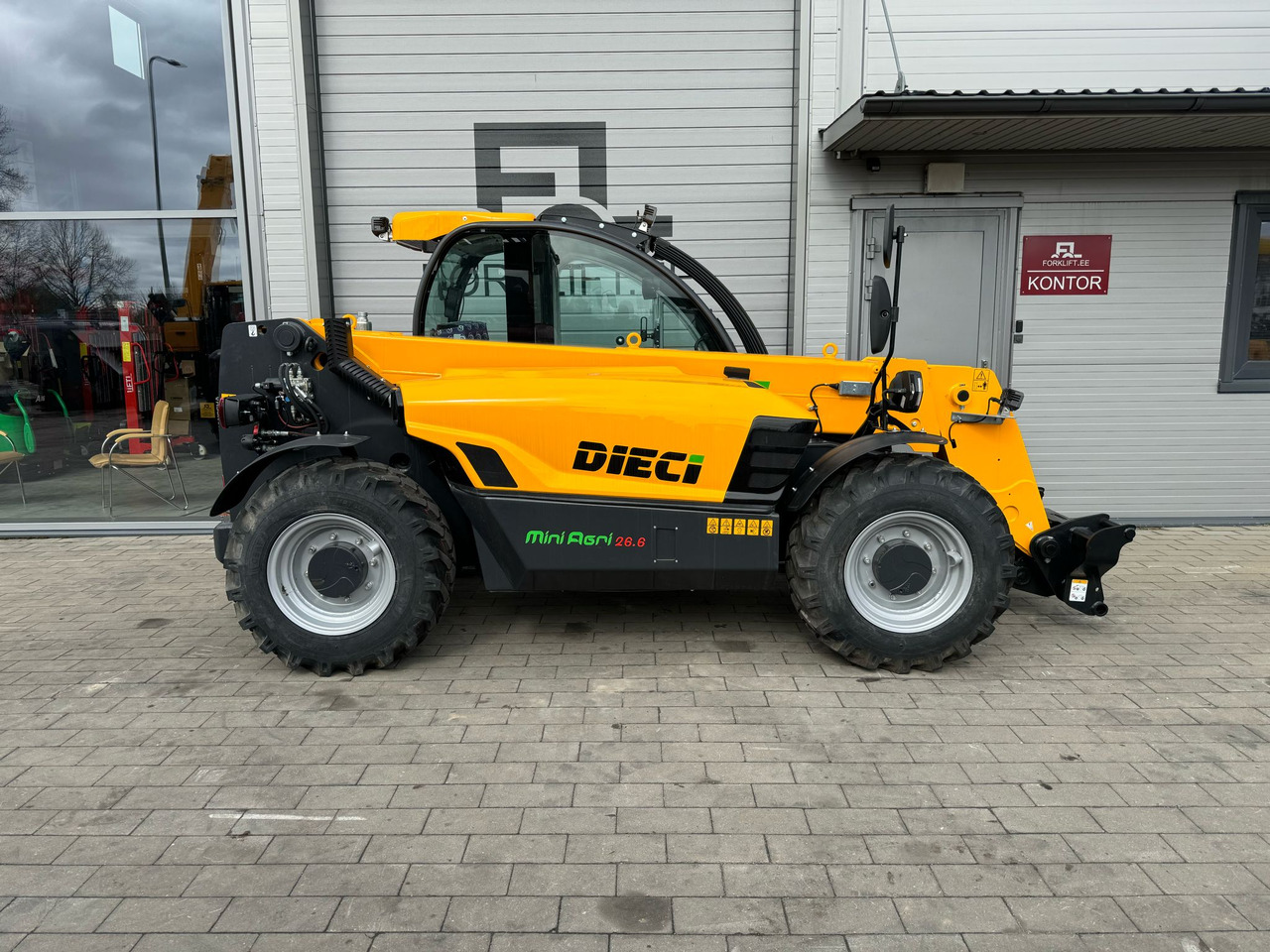 Dieci Mini Agri 26.6 - Телескопски ракувач: слика 5 Dieci Mini Agri 26.6 - Телескопски ракувач: слика 5