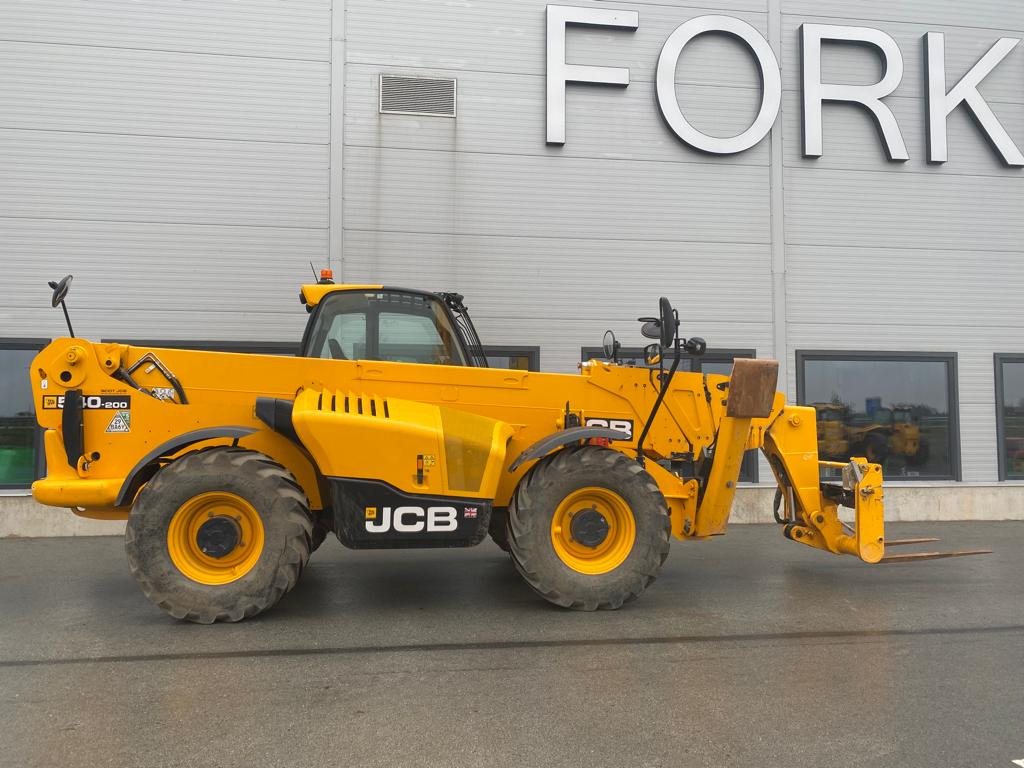 JCB 540-200 JOYSTICK - Телескопски ракувач: слика 2 JCB 540-200 JOYSTICK - Телескопски ракувач: слика 2