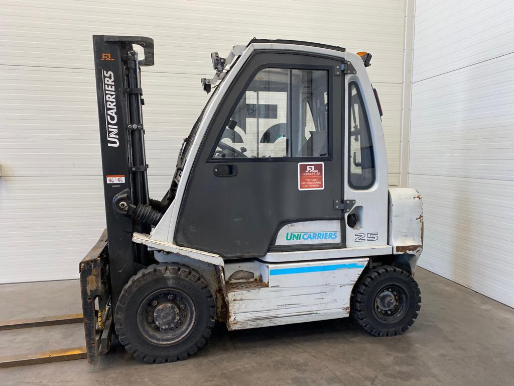 Unicarriers Y1D2A25Q - Дизел вилушкар: слика 2 Unicarriers Y1D2A25Q - Дизел вилушкар: слика 2