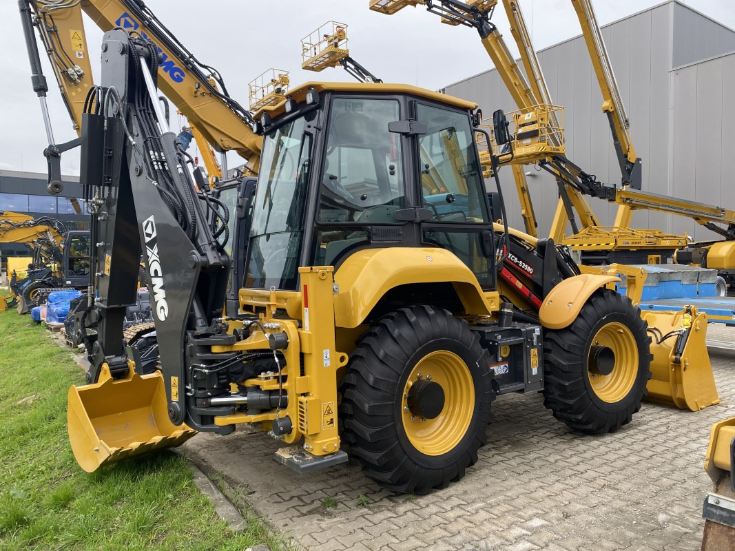 XCMG XC8-S3580 - Ровокопач: слика 2 XCMG XC8-S3580 - Ровокопач: слика 2