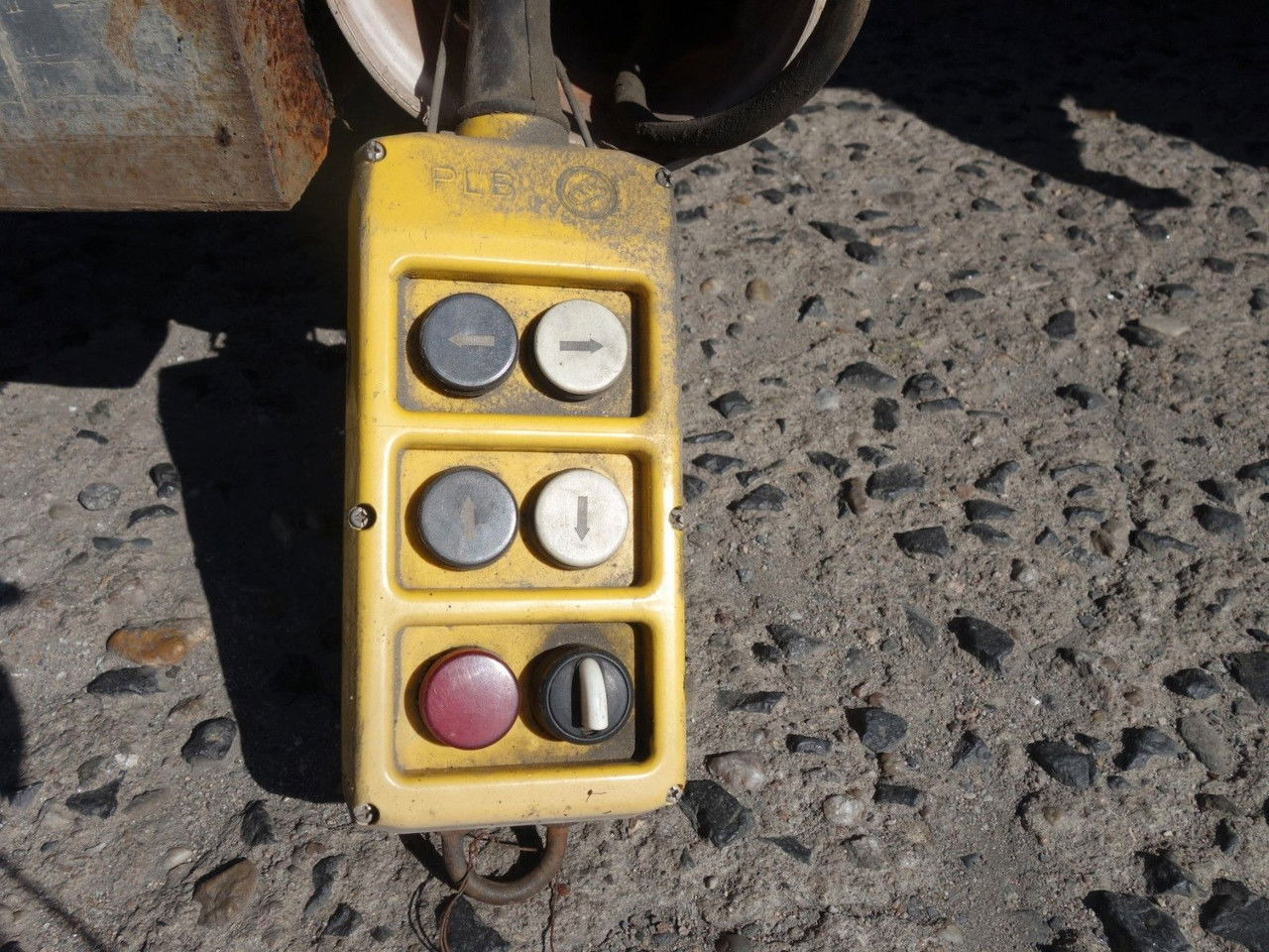 Автотранспортна полуприколка Diversen Svan CH33, für 2 LKWs: слика 13 Автотранспортна полуприколка Diversen Svan CH33, für 2 LKWs: слика 13