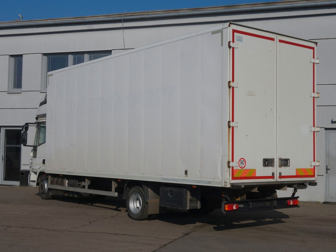 Iveco EuroCargo 75 75E19, 18 Palleten - Камион сандучар: слика 4 Iveco EuroCargo 75 75E19, 18 Palleten - Камион сандучар: слика 4