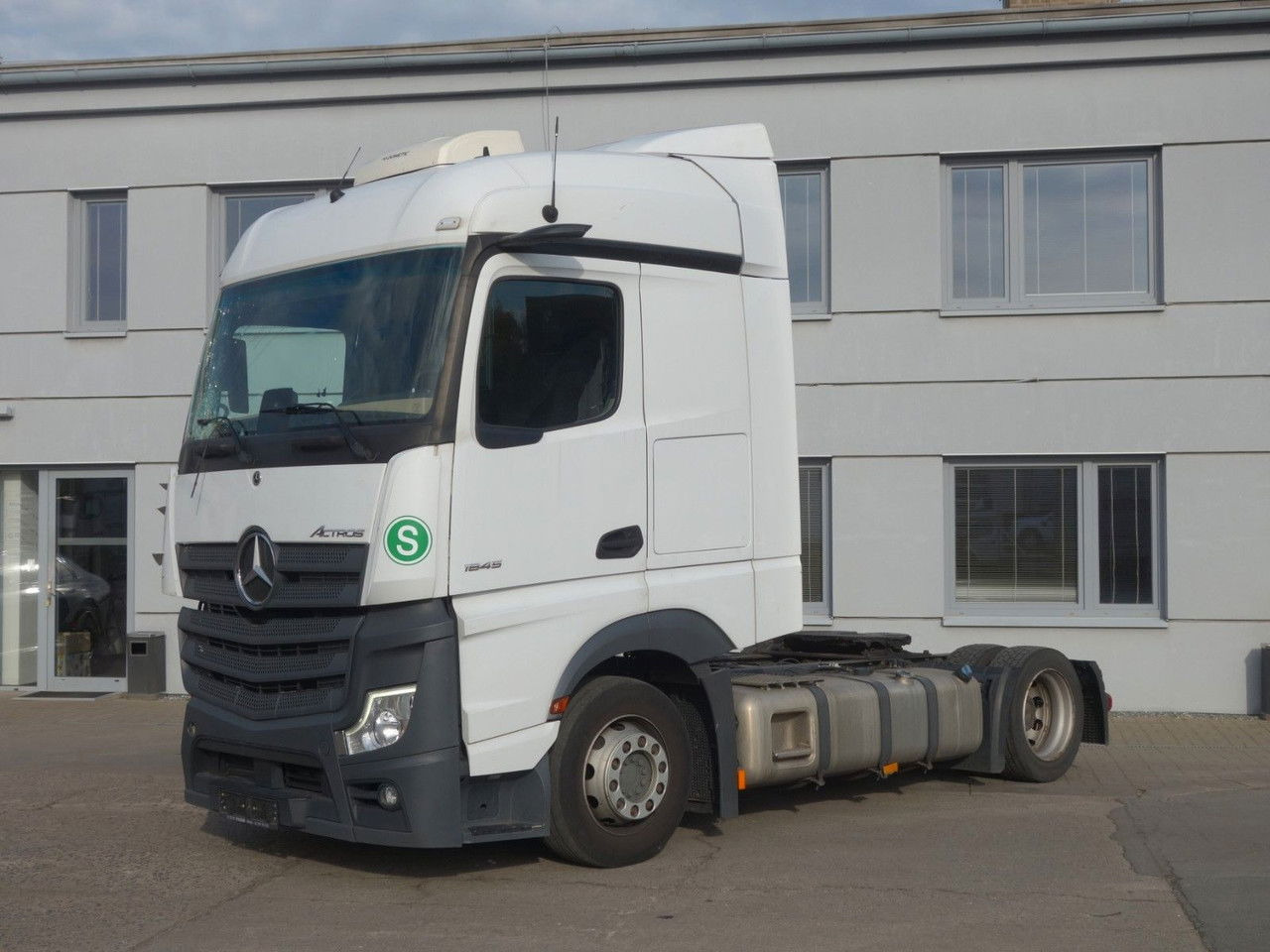 Mercedes-Benz Actros 1845 LD BIG Space MirrorCam - Камион влекач: слика 1 Mercedes-Benz Actros 1845 LD BIG Space MirrorCam - Камион влекач: слика 1