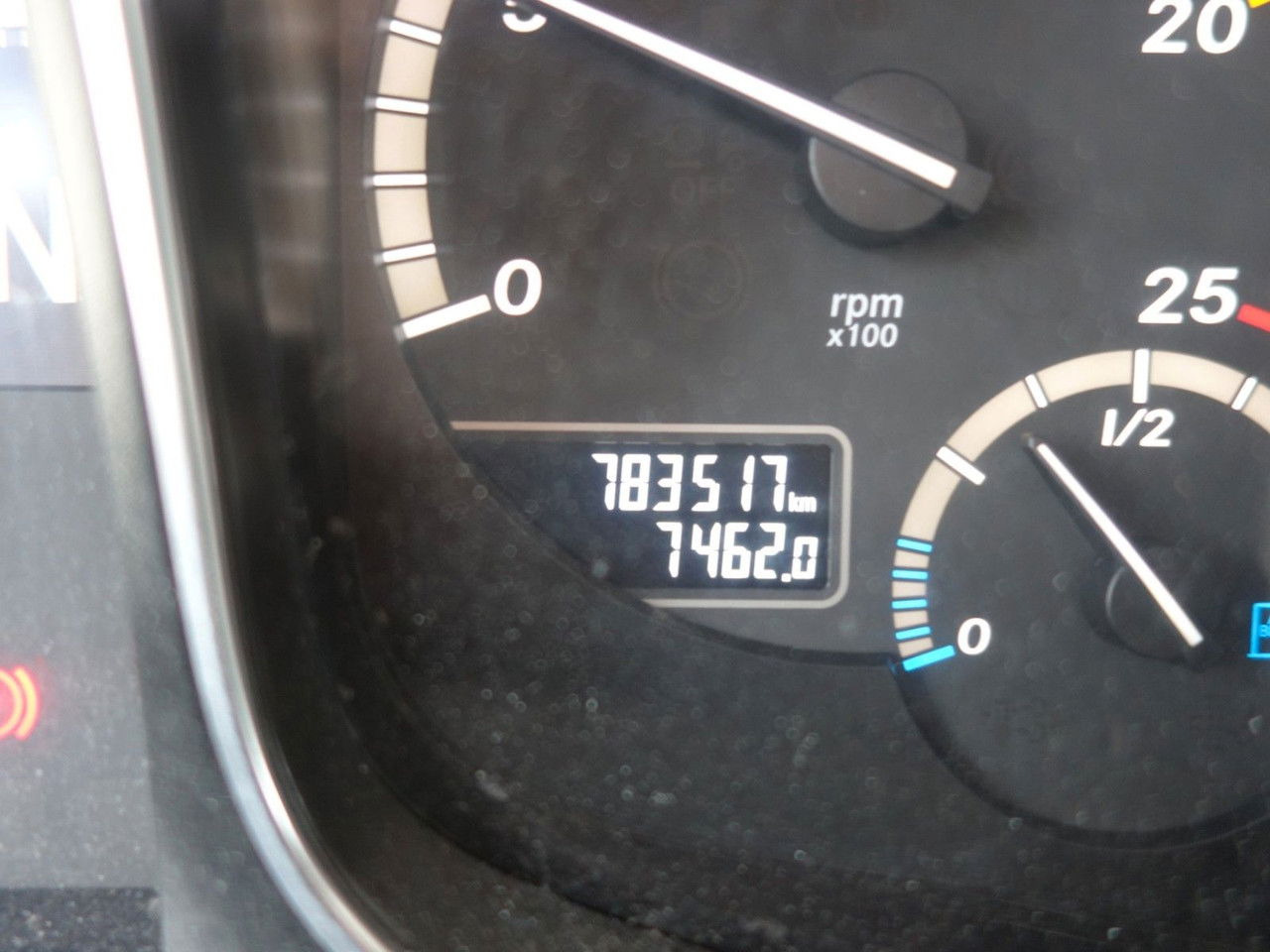 Камион влекач Mercedes-Benz Actros 1845 LS SD, Giga Space: слика 16