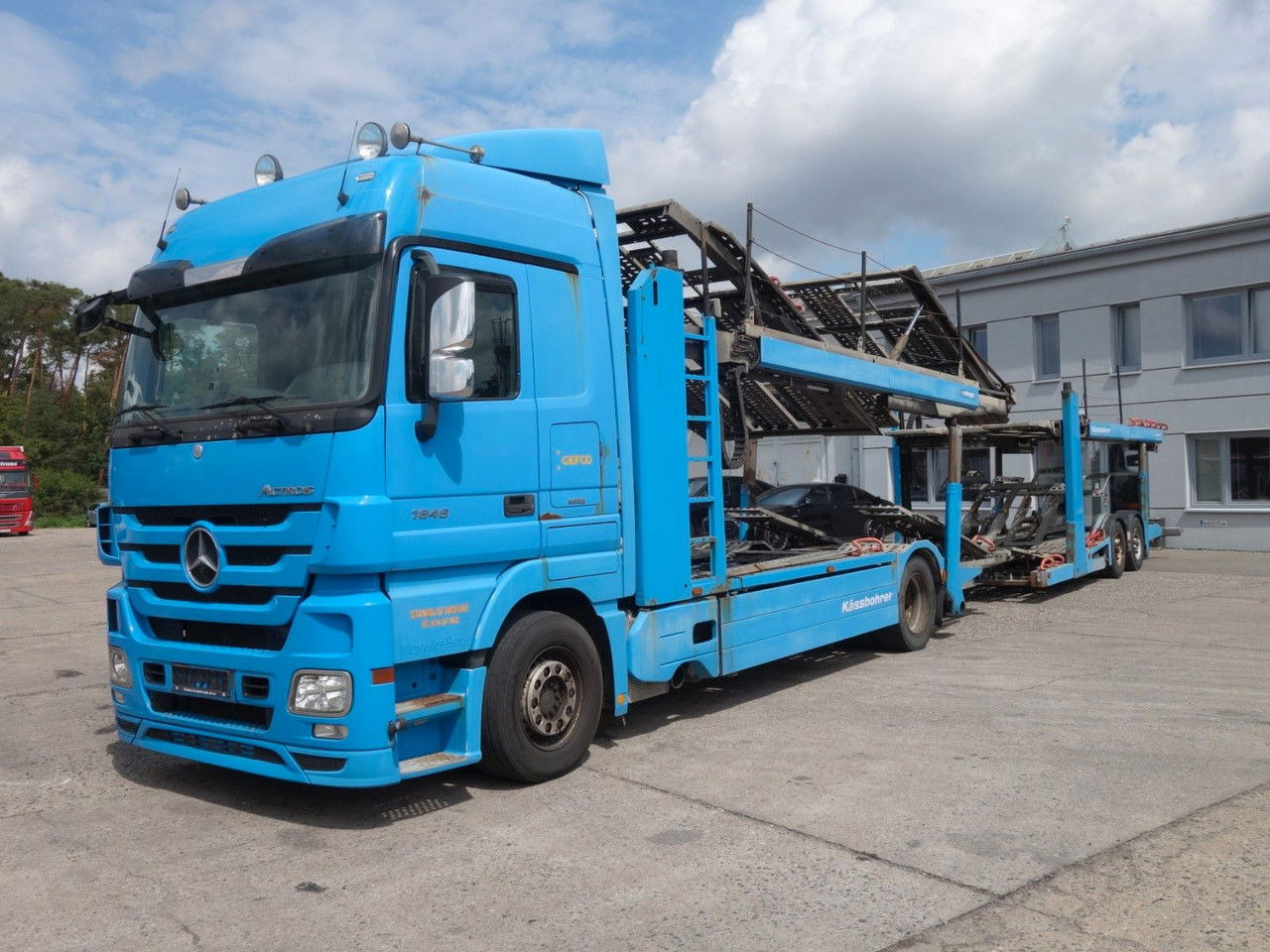 Mercedes-Benz Actros 1846 mit Kässbohrer Metago/Vario - Автотранспортен камион: слика 1 Mercedes-Benz Actros 1846 mit Kässbohrer Metago/Vario - Автотранспортен камион: слика 1
