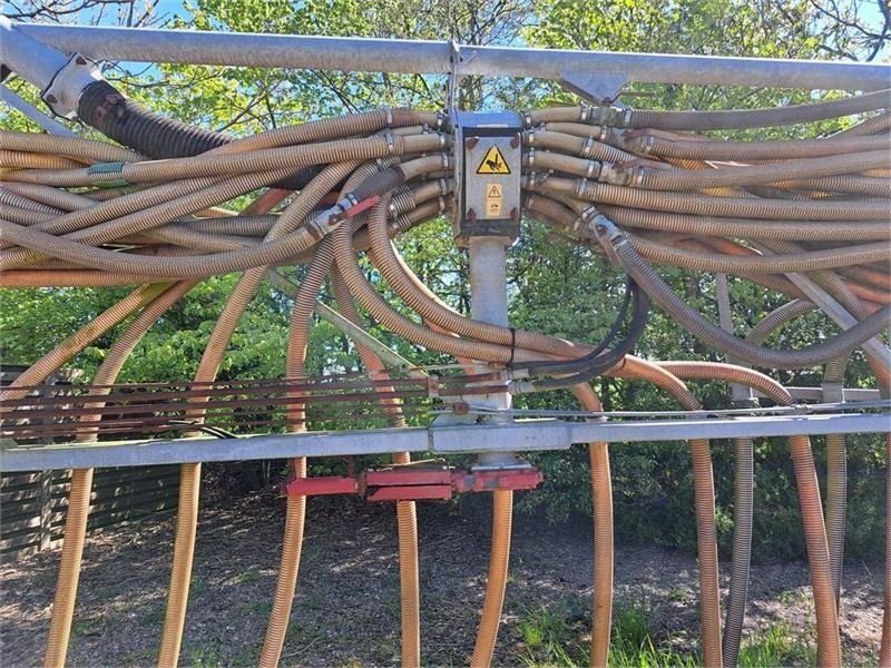 AP 30M 24/30 meter slangebom - Цистерна за арско ѓубриво: слика 4 AP 30M 24/30 meter slangebom - Цистерна за арско ѓубриво: слика 4