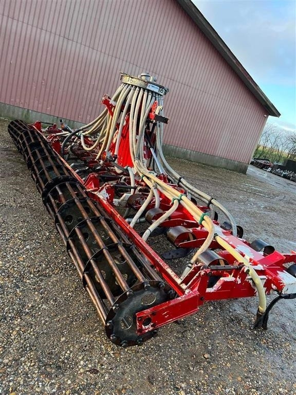 AP 8m Sortjords nedfælder m/ pakkevalse - Инјектор за течно ѓубриво: слика 5 AP 8m Sortjords nedfælder m/ pakkevalse - Инјектор за течно ѓубриво: слика 5