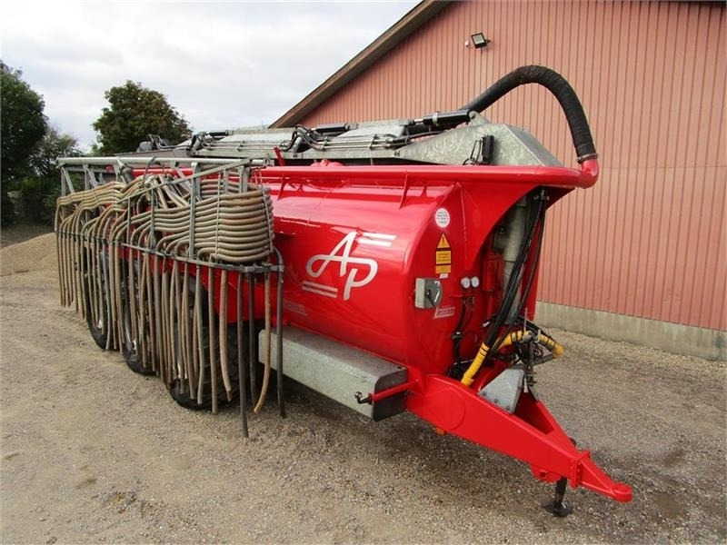 AP GV 25 - Цистерна за арско ѓубриво: слика 2 AP GV 25 - Цистерна за арско ѓубриво: слика 2