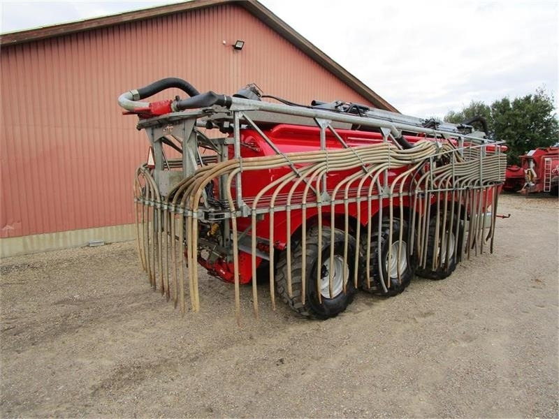 AP GV 25 - Цистерна за арско ѓубриво: слика 4 AP GV 25 - Цистерна за арско ѓубриво: слика 4