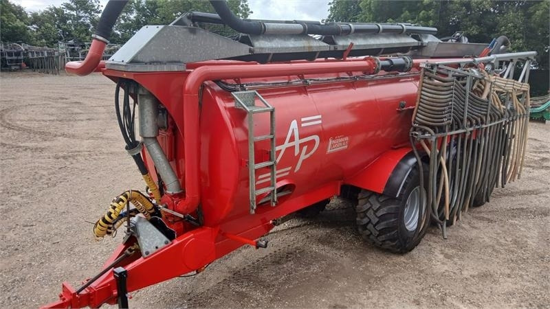 AP GV 25 m. 24 slangbom - Цистерна за арско ѓубриво: слика 1 AP GV 25 m. 24 slangbom - Цистерна за арско ѓубриво: слика 1