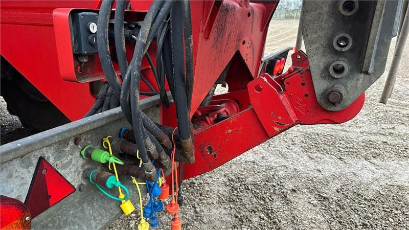 Цистерна за арско ѓубриво AP GV 35: слика 7