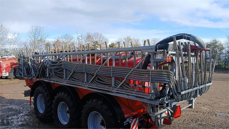 AP GV28 X-Line - Цистерна за арско ѓубриво: слика 5 AP GV28 X-Line - Цистерна за арско ѓубриво: слика 5