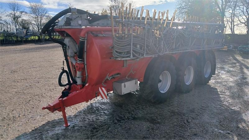 AP GV28 X-Line - Цистерна за арско ѓубриво: слика 4 AP GV28 X-Line - Цистерна за арско ѓубриво: слика 4