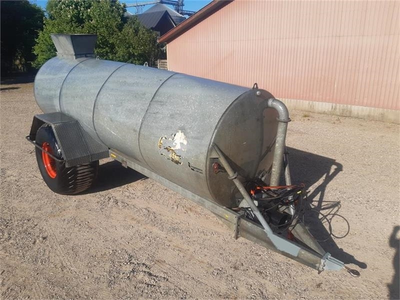Kimadan 15000 l. - Цистерна за арско ѓубриво: слика 1 Kimadan 15000 l. - Цистерна за арско ѓубриво: слика 1