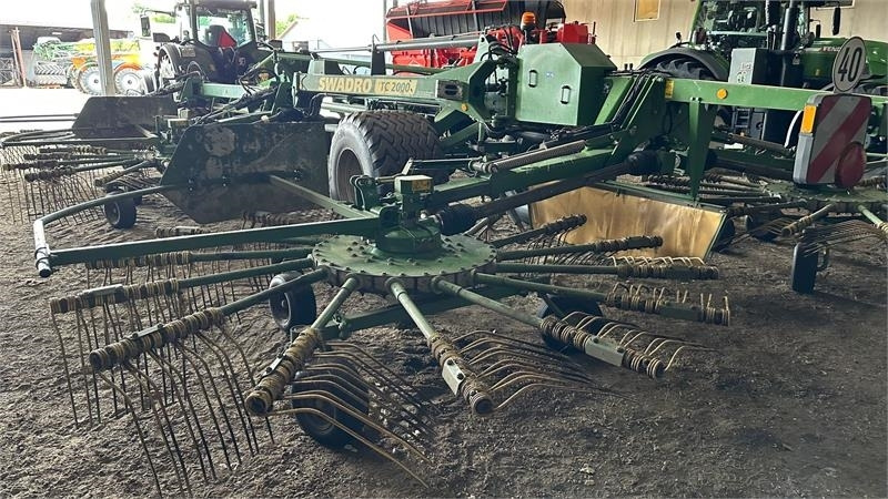 Krone Swadro 2000 TC - Превртувач и гребло: слика 4 Krone Swadro 2000 TC - Превртувач и гребло: слика 4