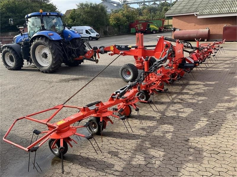 Kuhn GF13012 - Превртувач и гребло: слика 1 Kuhn GF13012 - Превртувач и гребло: слика 1