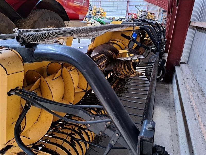 New Holland 355 W Græspick-up - Превртувачка опрема: слика 2 New Holland 355 W Græspick-up - Превртувачка опрема: слика 2