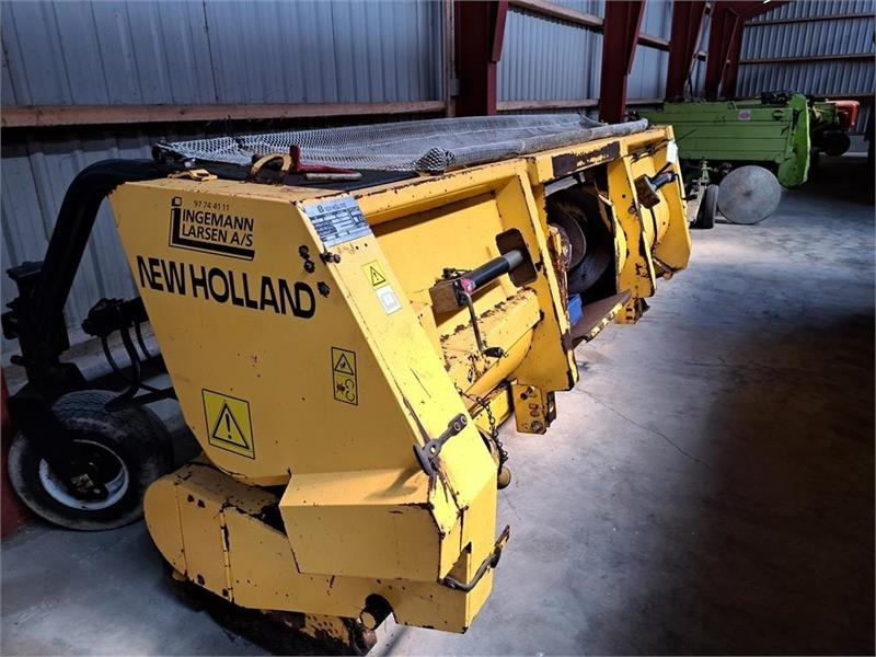 New Holland 355 W Græspick-up - Превртувачка опрема: слика 4 New Holland 355 W Græspick-up - Превртувачка опрема: слика 4