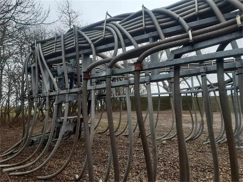 Samson 24 m Samson 16 - 20 -24 meter - Цистерна за арско ѓубриво: слика 4 Samson 24 m Samson 16 - 20 -24 meter - Цистерна за арско ѓубриво: слика 4