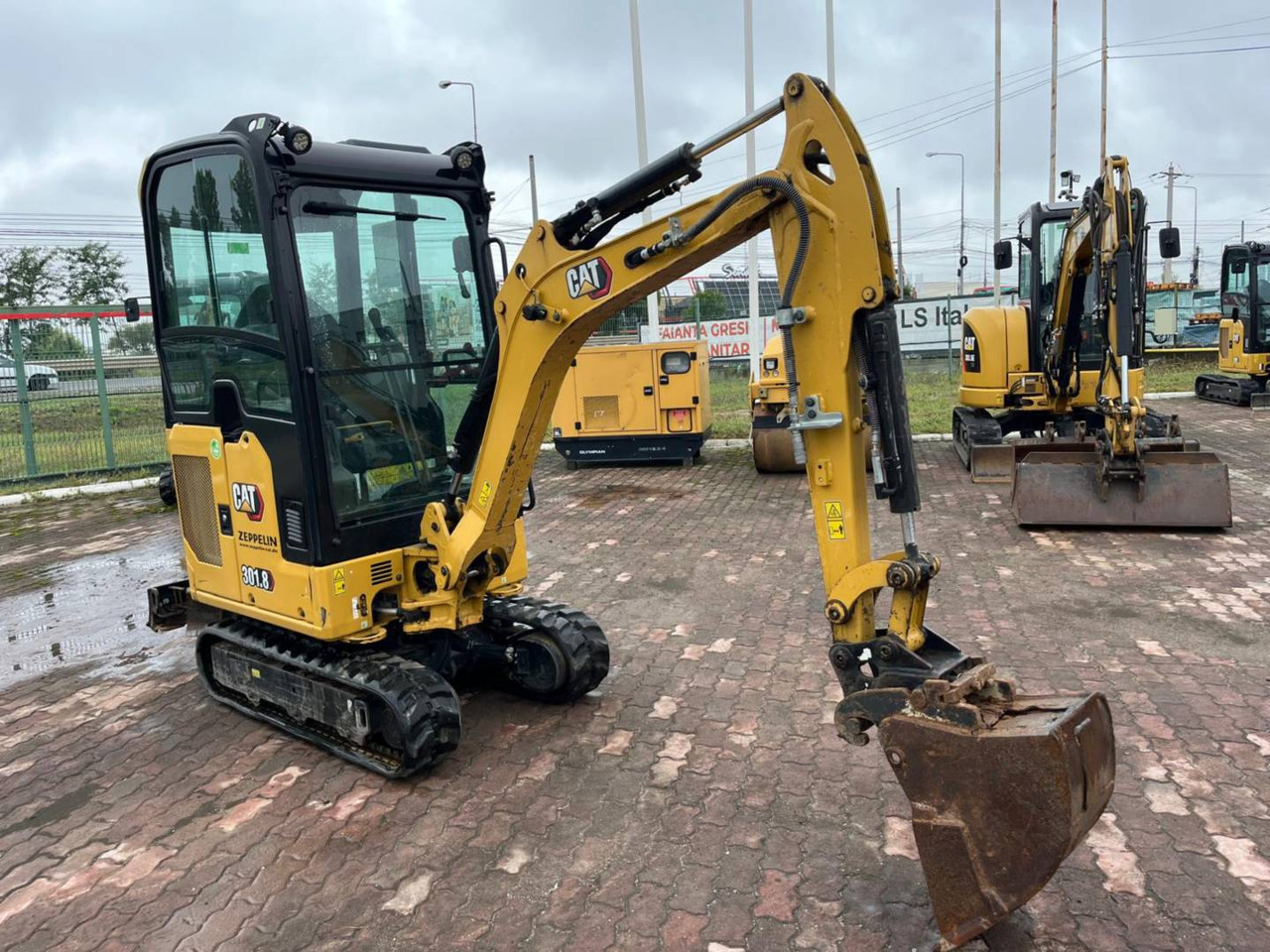 CAT 301.8-05 - Багер гасеничар: слика 2 CAT 301.8-05 - Багер гасеничар: слика 2