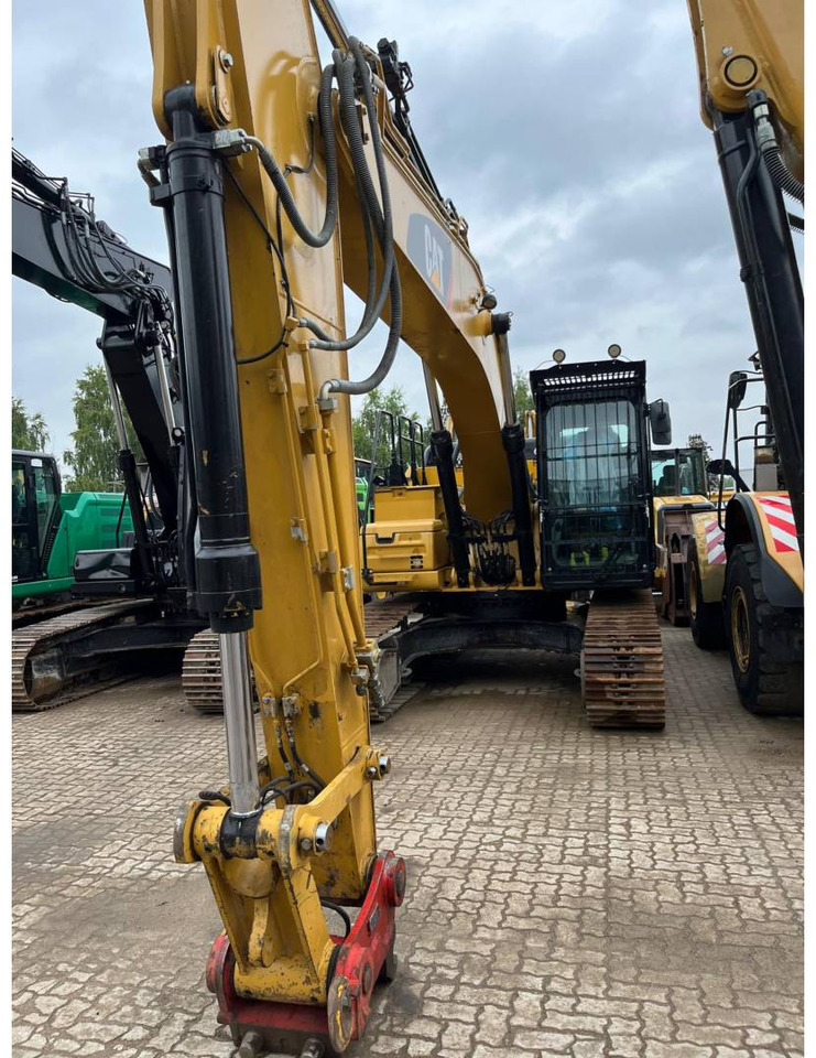 CAT 326FLN - Багер гасеничар: слика 1 CAT 326FLN - Багер гасеничар: слика 1